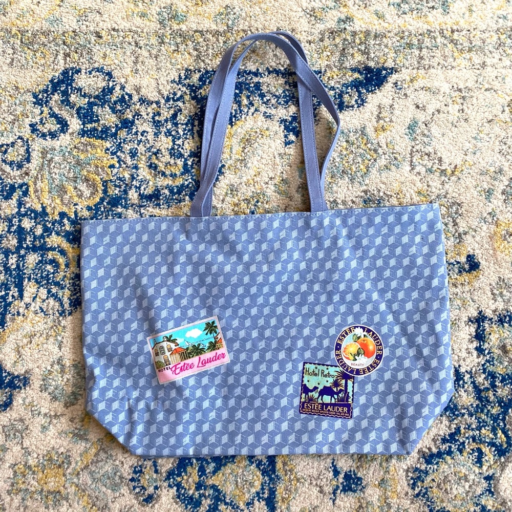 Tote bag